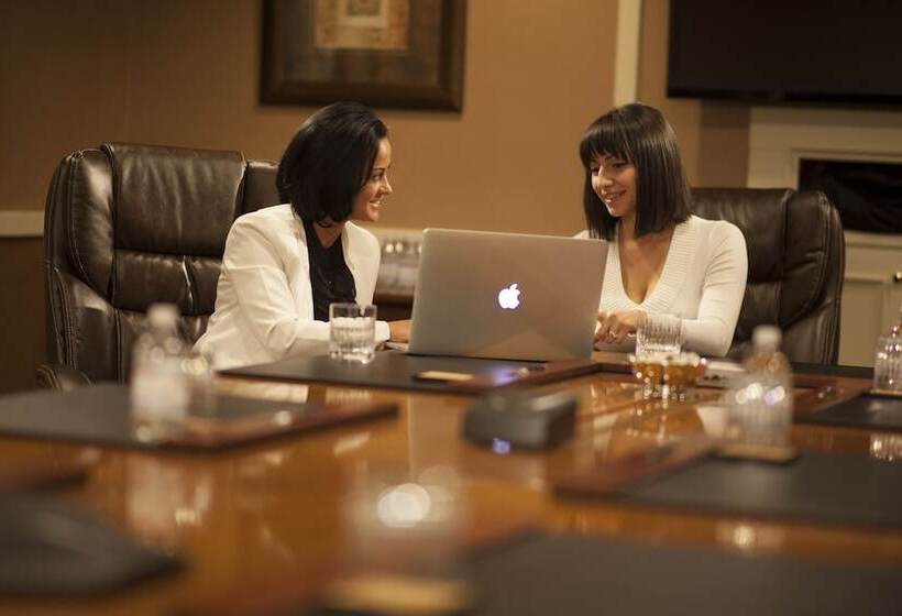 בית מלון כפרי The Spa At Norwich Inn