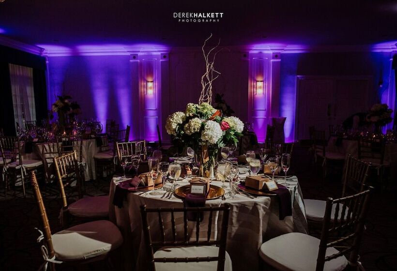 בית מלון כפרי The Spa At Norwich Inn