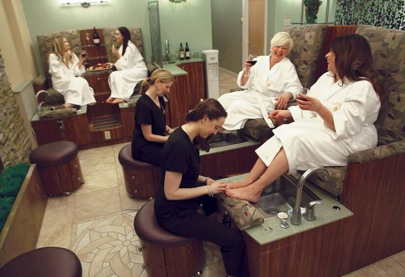 בית מלון כפרי The Spa At Norwich Inn