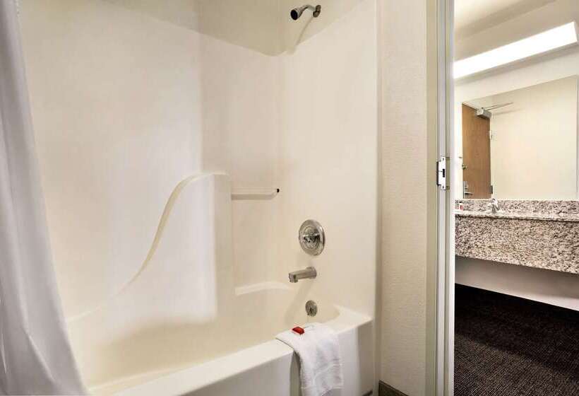 ホテル Travelodge By Wyndham Cheyenne