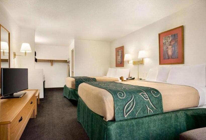 ホテル Travelodge By Wyndham Cheyenne