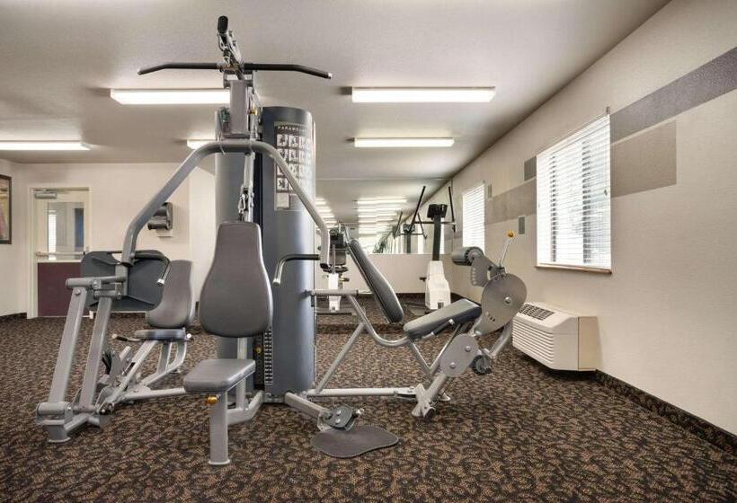 ホテル Travelodge By Wyndham Cheyenne