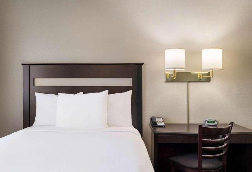 فندق Travelodge By Wyndham Dexter