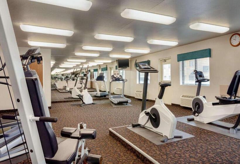 فندق Travelodge By Wyndham Dexter