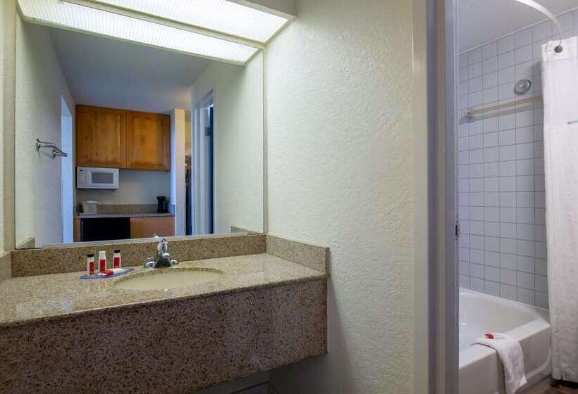 فندق Travelodge By Wyndham Outer Banks/kill Devil Hills