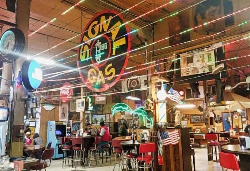 فندق Travelodge By Wyndham Yuma