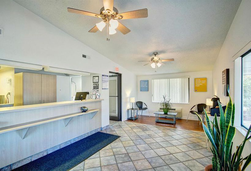 فندق على الطريق Amerivu Inn & Suites Extended Stay Aberdeen