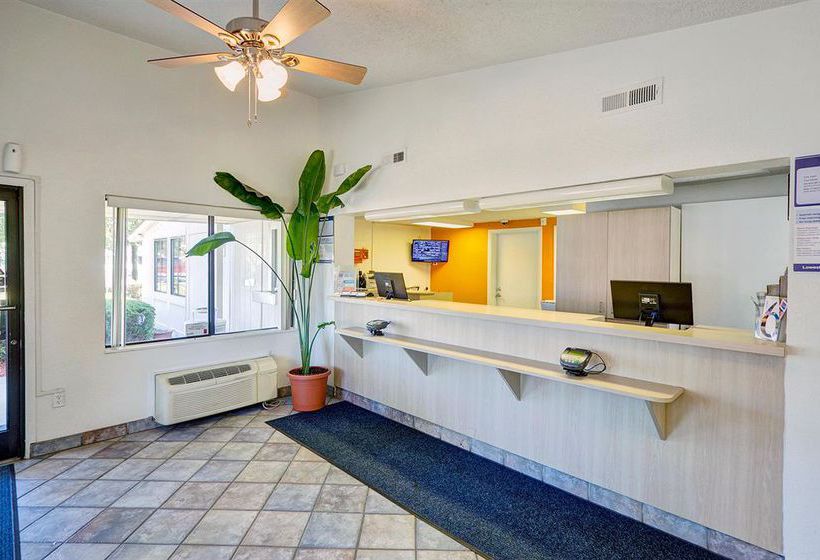 فندق على الطريق Amerivu Inn & Suites Extended Stay Aberdeen