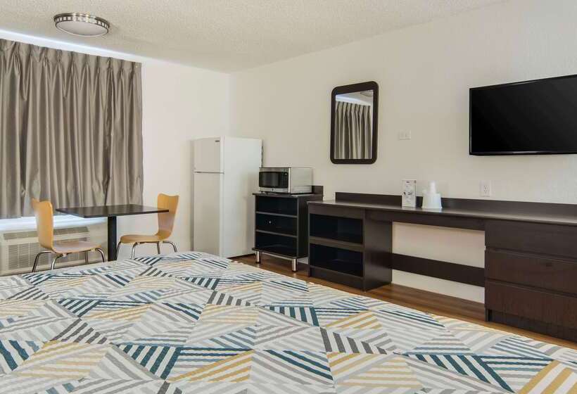 Motel 6addison, Tx  Dallas
