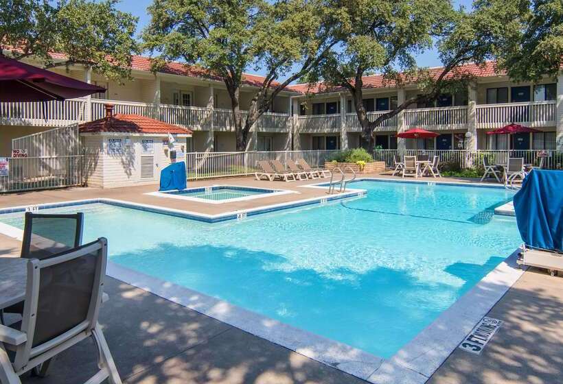 Motel 6addison, Tx  Dallas