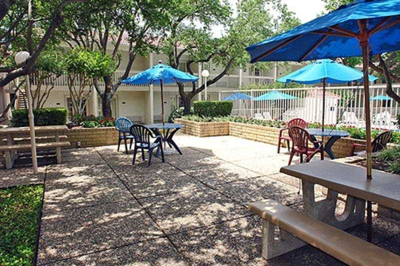 Motel 6addison, Tx  Dallas