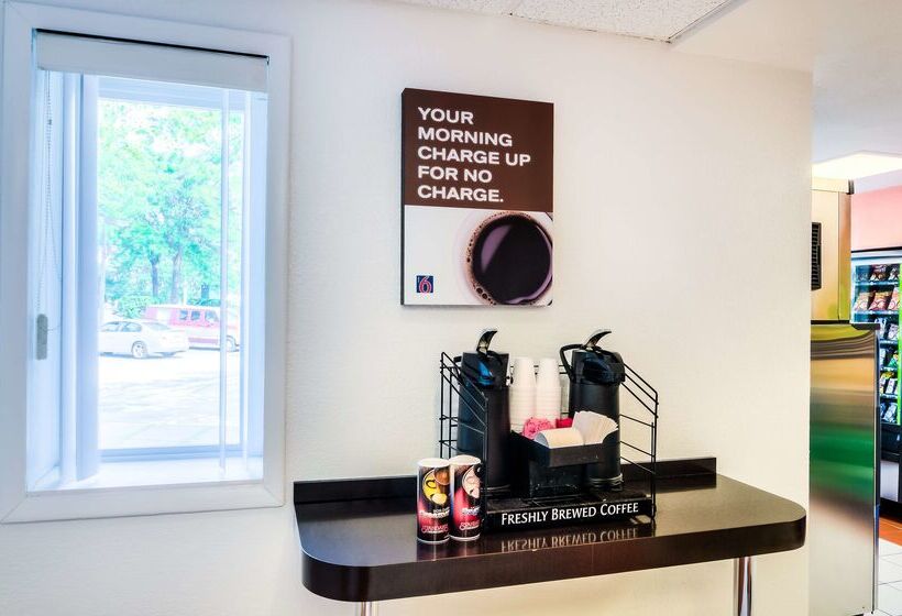 Motel 6arlington Heights, Il  Chicago North Central