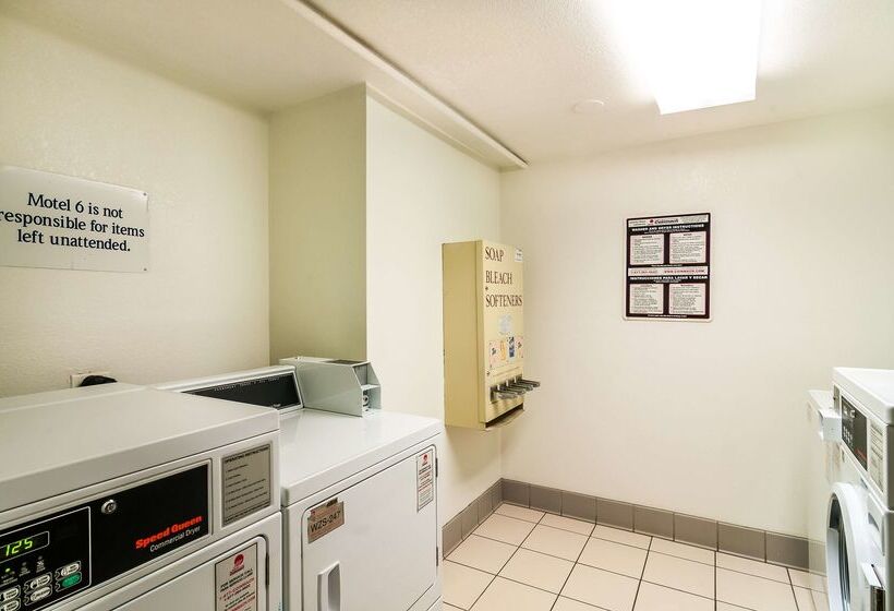 Motel 6arlington Heights, Il  Chicago North Central