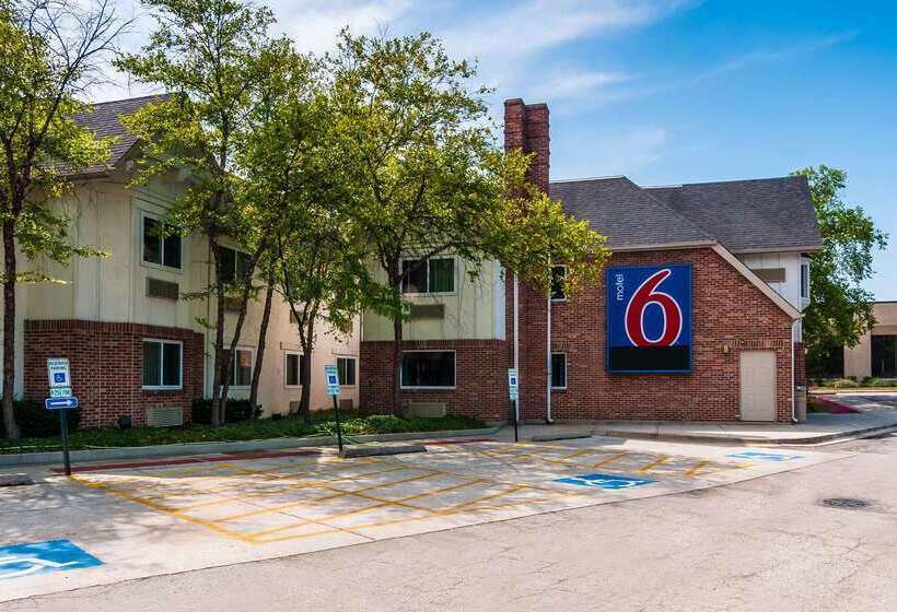 Motel 6arlington Heights, Il  Chicago North Central