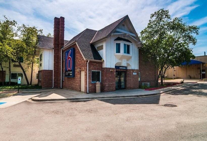 Motel 6arlington Heights, Il  Chicago North Central