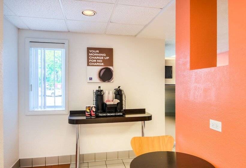 Motel 6arlington Heights, Il  Chicago North Central