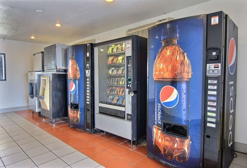 Motel 6corpus Christi, Tx  East  North Padre Island