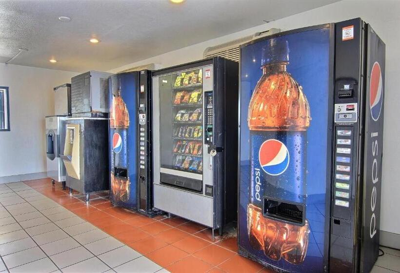 Motel 6corpus Christi, Tx  East  North Padre Island