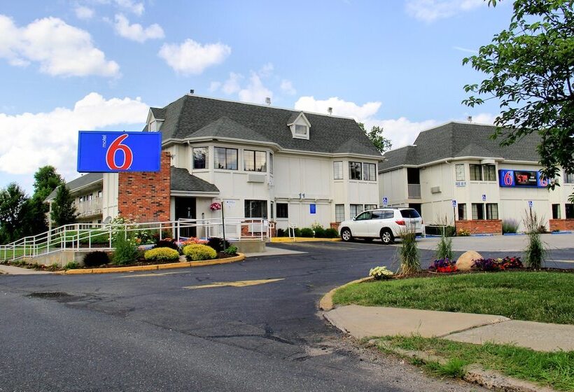 Motel 6enfield, Ct  Hartford