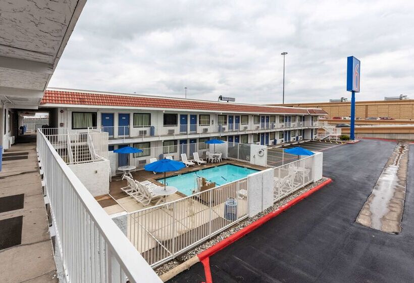 Motel 6north Richland Hills, Tx