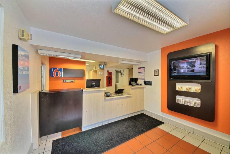 Motel 6 San Marcos, Tx