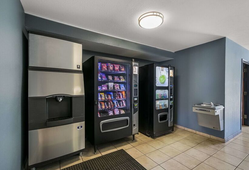 فندق على الطريق Americas Best Value Sandman Inn