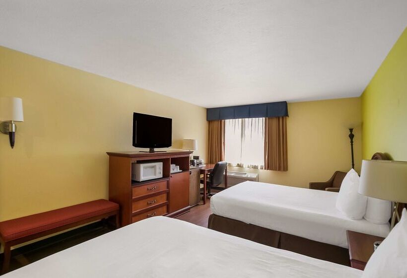 فندق على الطريق Americas Best Value Sandman Inn