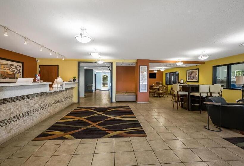 فندق على الطريق Americas Best Value Sandman Inn