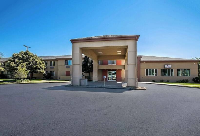 فندق على الطريق Americas Best Value Sandman Inn