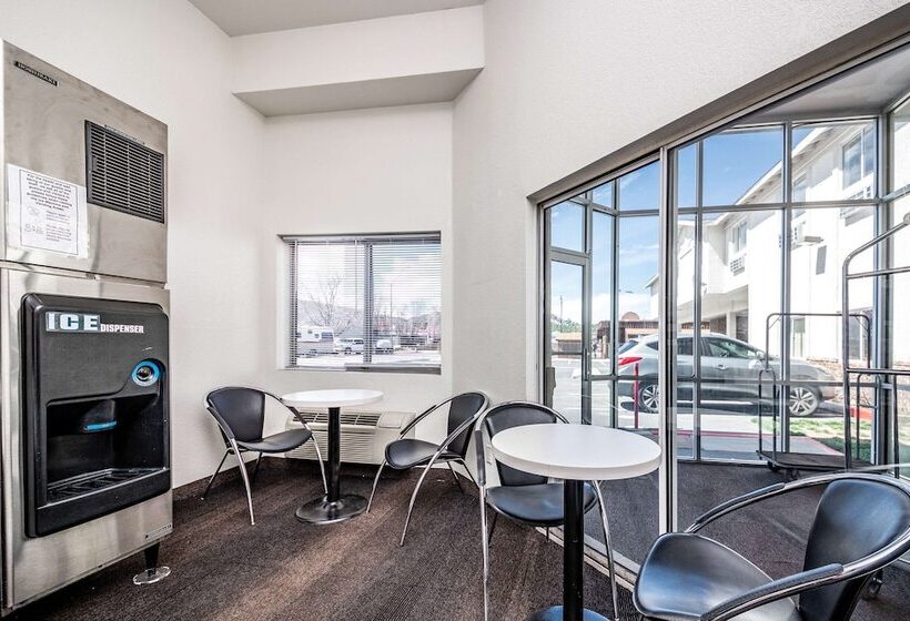 فندق على الطريق The Ellsworth Hotel, Ascend Hotel Collection