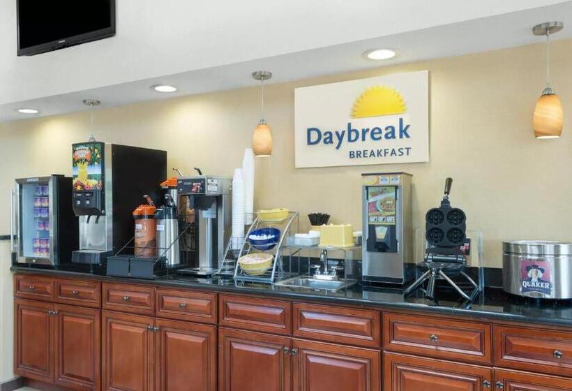 汽车旅馆  Days Inn By Wyndham Geneva/finger Lakes