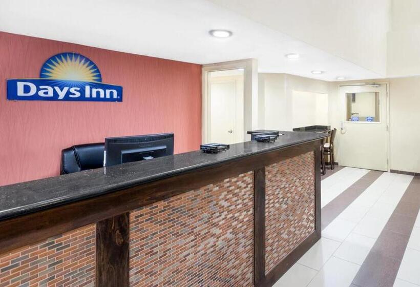 모텔 Days Inn By Wyndham Geneva/finger Lakes