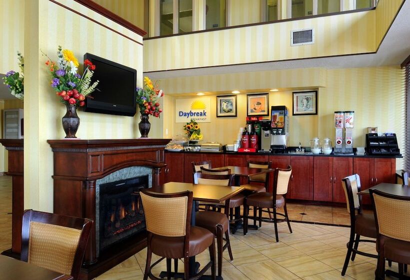 فندق على الطريق Days Inn By Wyndham Utica