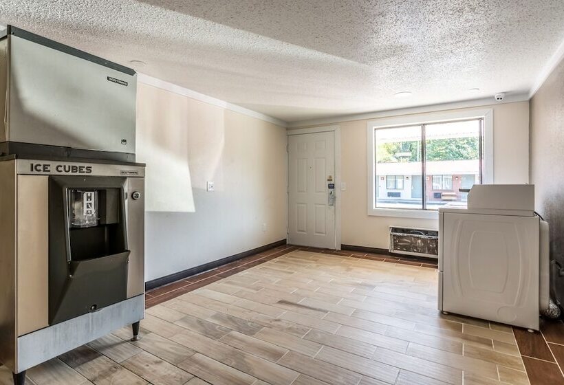 فندق على الطريق Econo Lodge   Gastonia