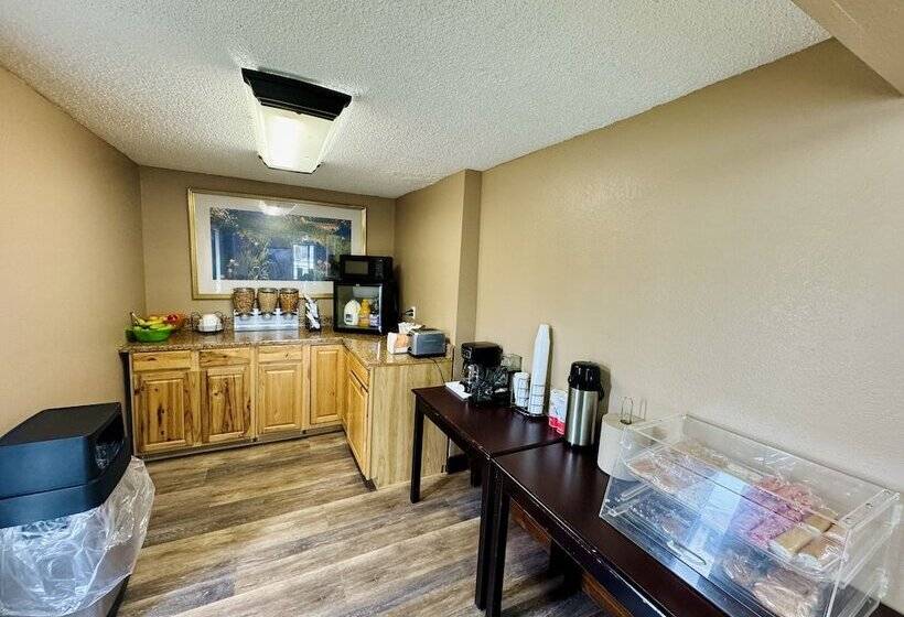 فندق على الطريق Knights Inn Bridgeport Frankenmuth