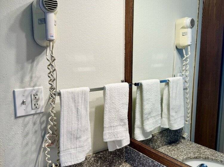 فندق على الطريق Knights Inn Bridgeport Frankenmuth