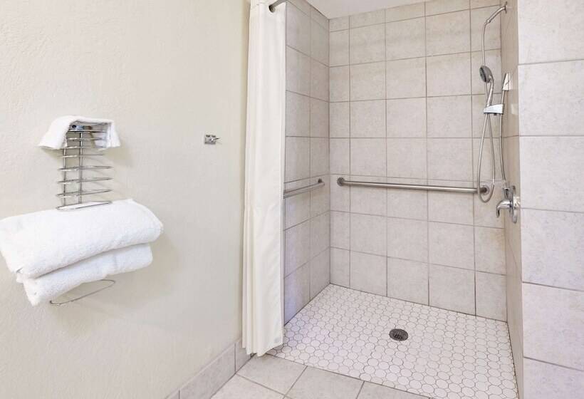 مُتل Knights Inn Bridgeport Frankenmuth