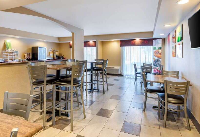 فندق على الطريق Quality Inn Falconer  Jamestown