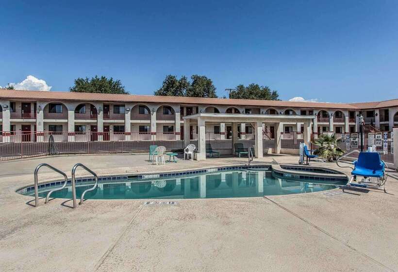 فندق على الطريق Rodeway Inn Hurricane  Zion National Park Area