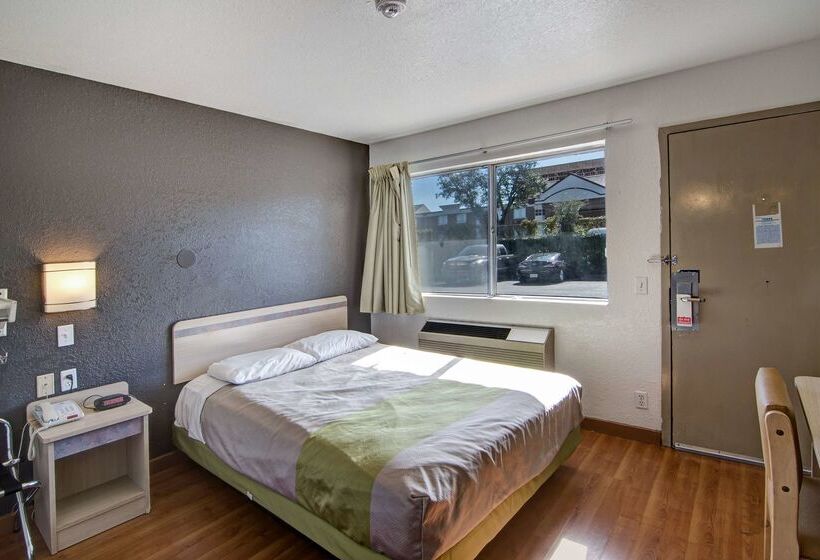 Мотель Studio 6 Grand Prairie, Tx