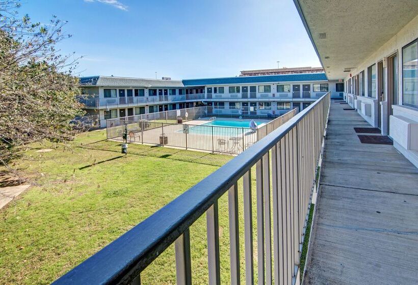 モーテル Studio 6 Grand Prairie, Tx