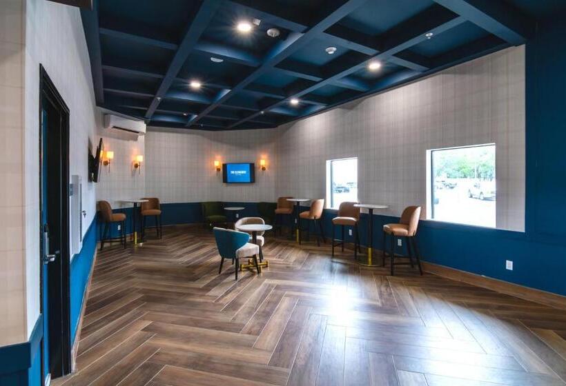 모텔 The Ellsworth Hotel, Ascend Hotel Collection