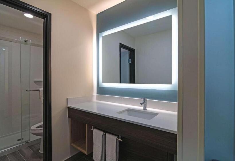 فندق على الطريق The Ellsworth Hotel, Ascend Hotel Collection