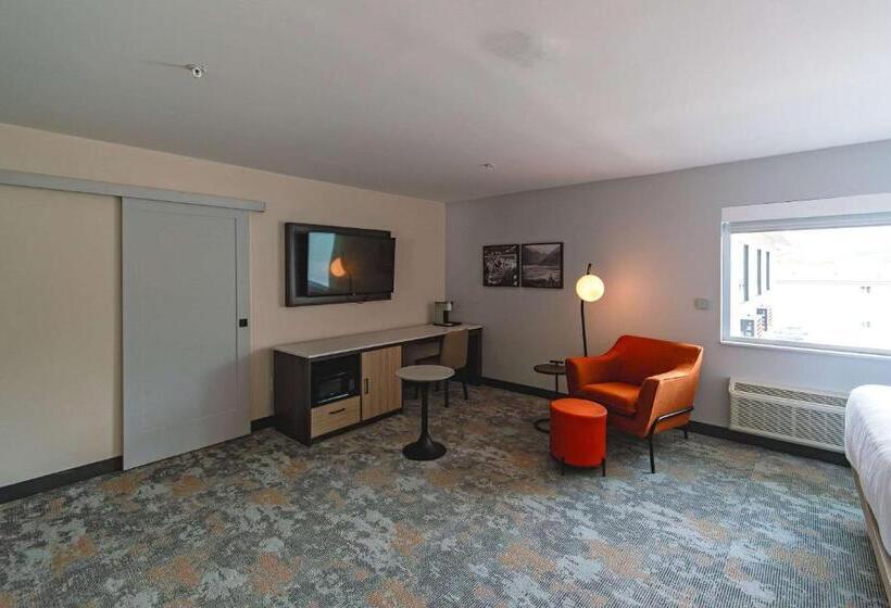 فندق على الطريق The Ellsworth Hotel, Ascend Hotel Collection