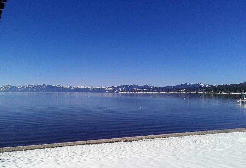 Mourelatos Lakeshore Resort