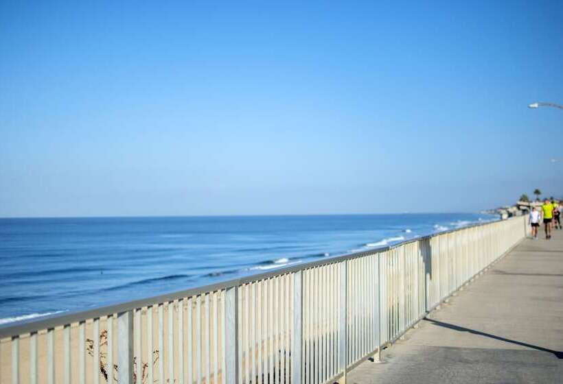 Ocean Palms Beach Resort