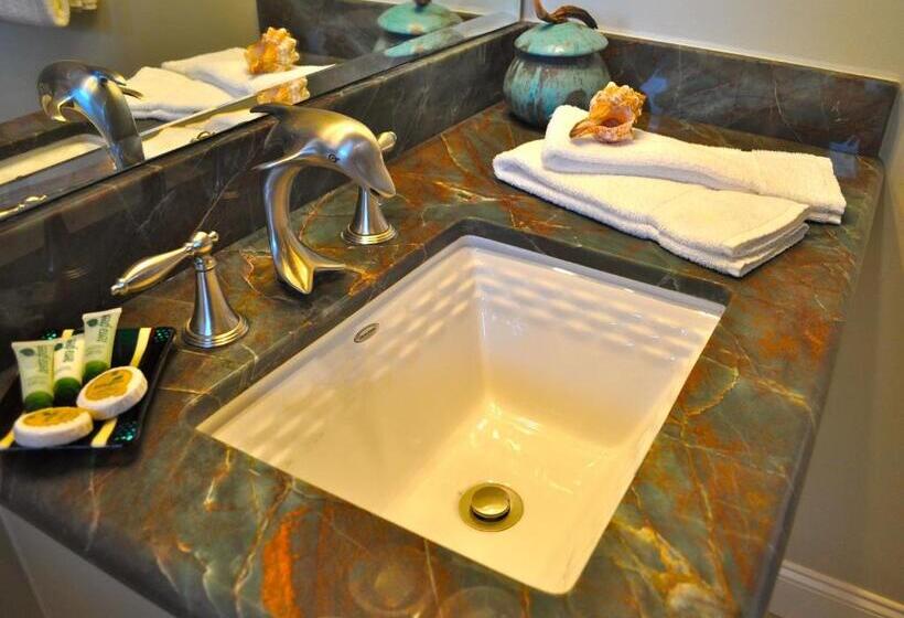 Ocean Palms Beach Resort