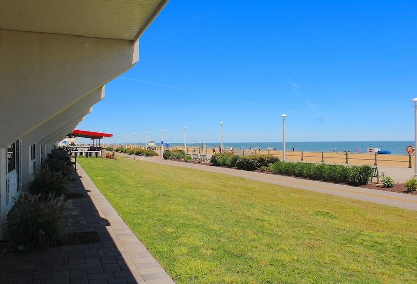 Ocean Sands Resort, Oceanfront, Virginia Beach By Vacatia
