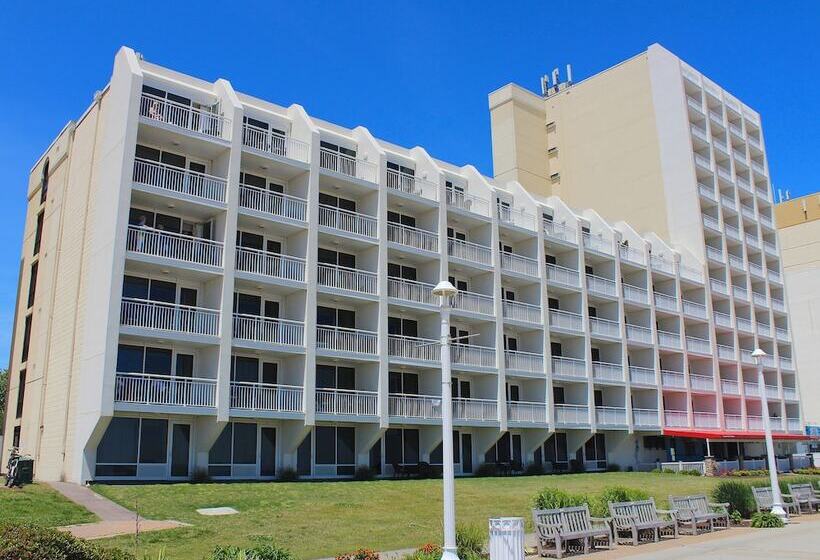 Ocean Sands Resort, Oceanfront, Virginia Beach By Vacatia