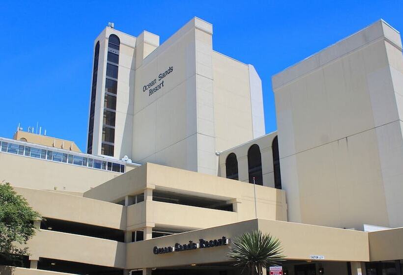 Ocean Sands Resort, Oceanfront, Virginia Beach By Vacatia